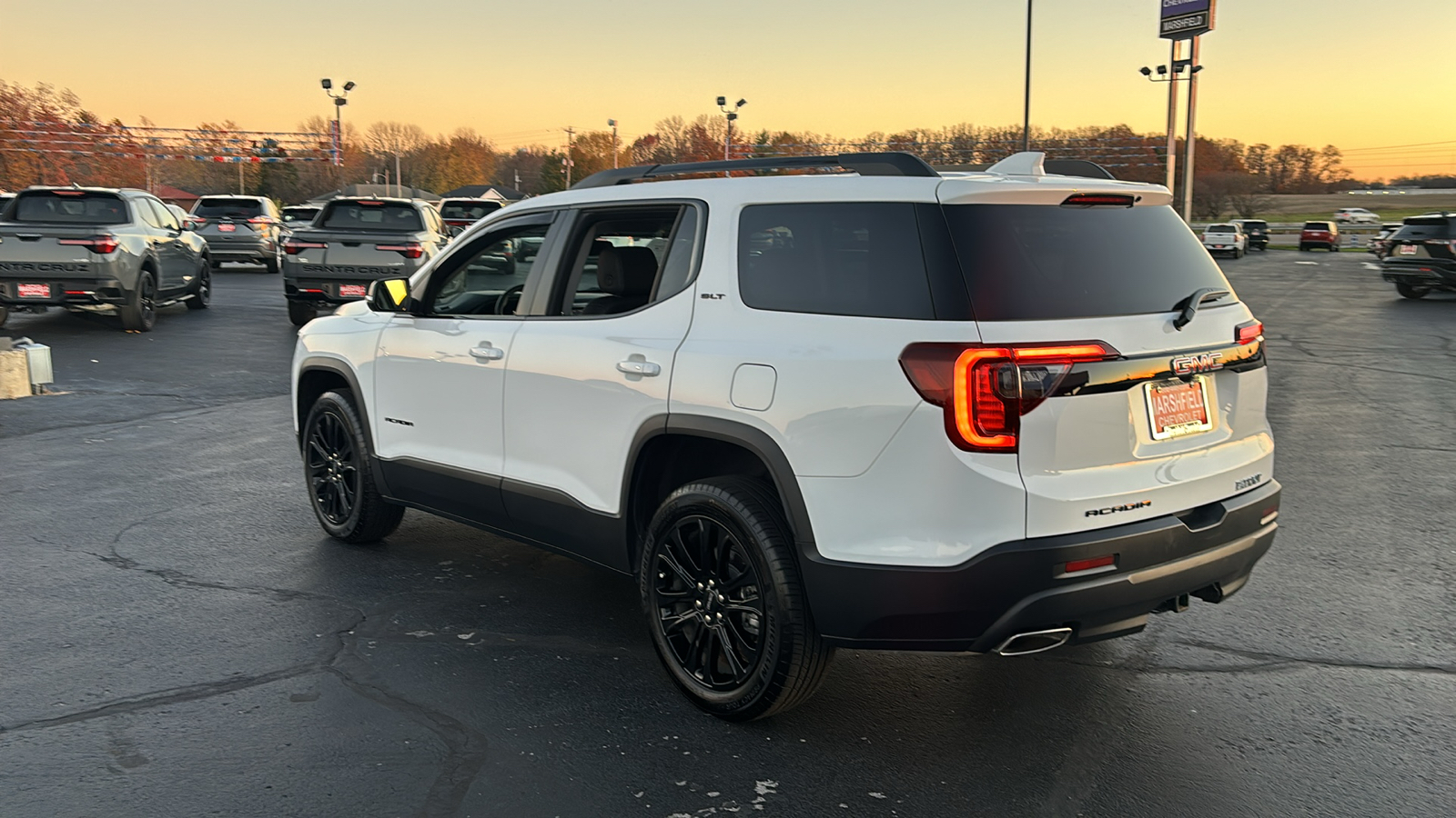 2023 GMC Acadia SLT 5