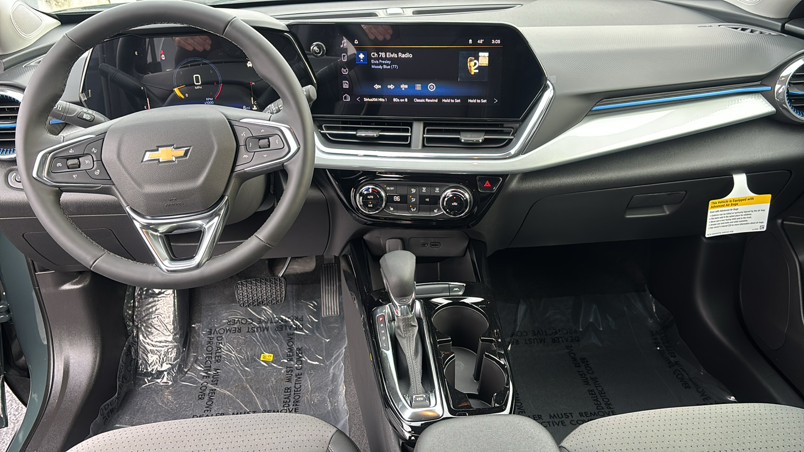 2025 Chevrolet Trax LT 13