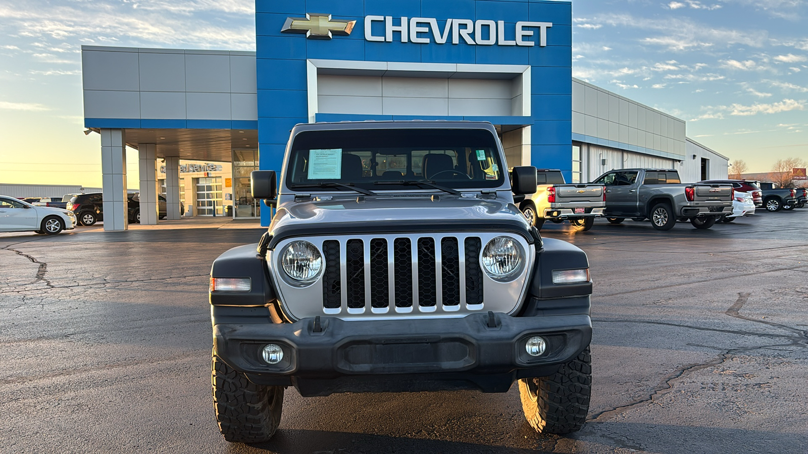 2020 Jeep Gladiator Sport 2