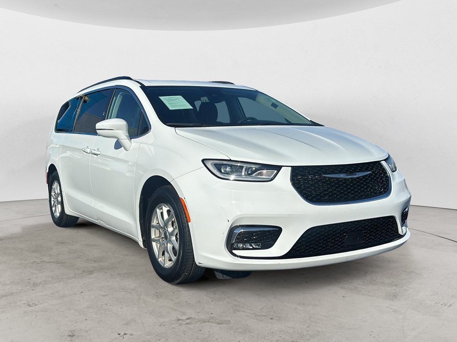 2022 Chrysler Pacifica Touring L 1