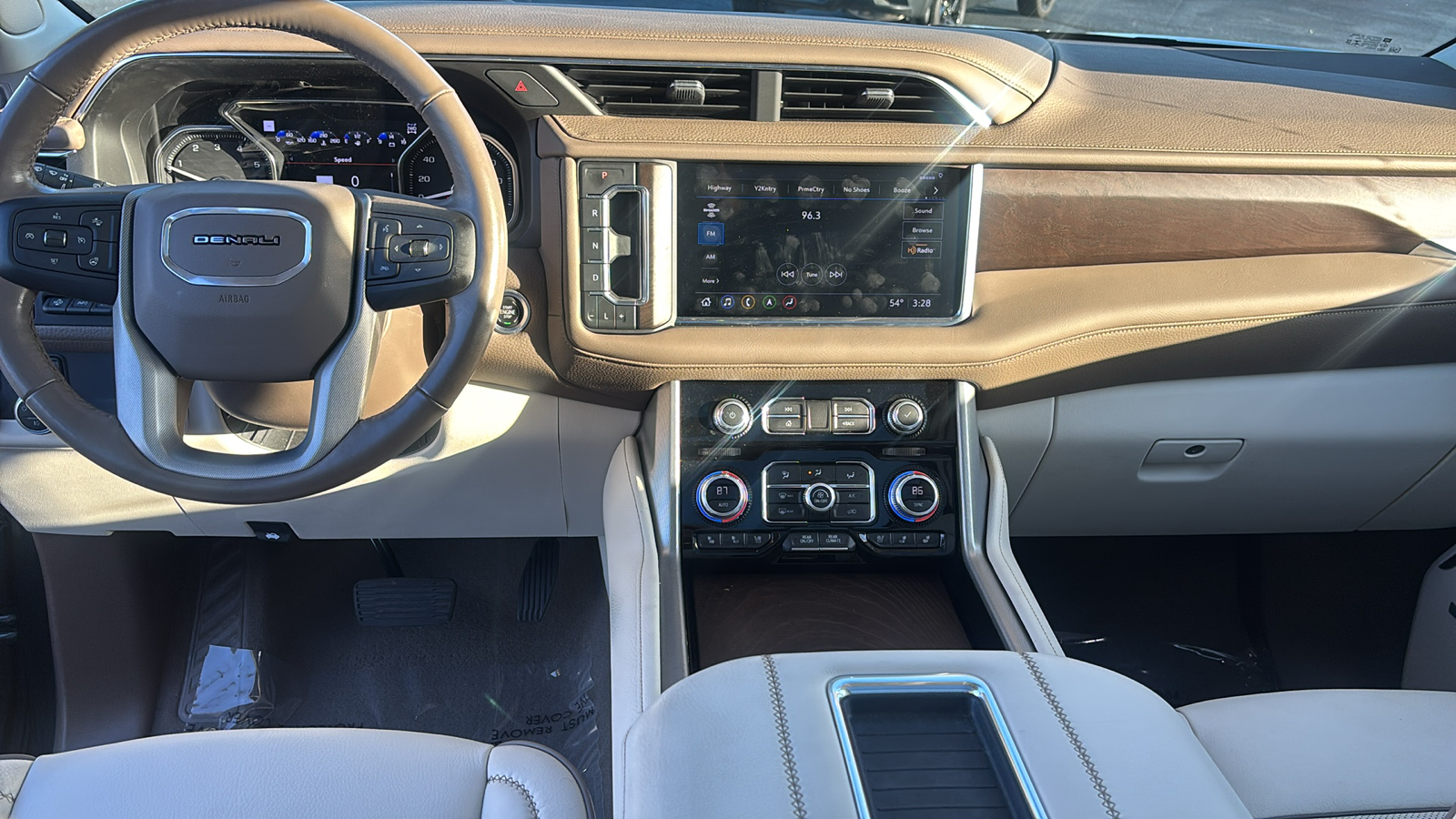 2021 GMC Yukon Denali 18