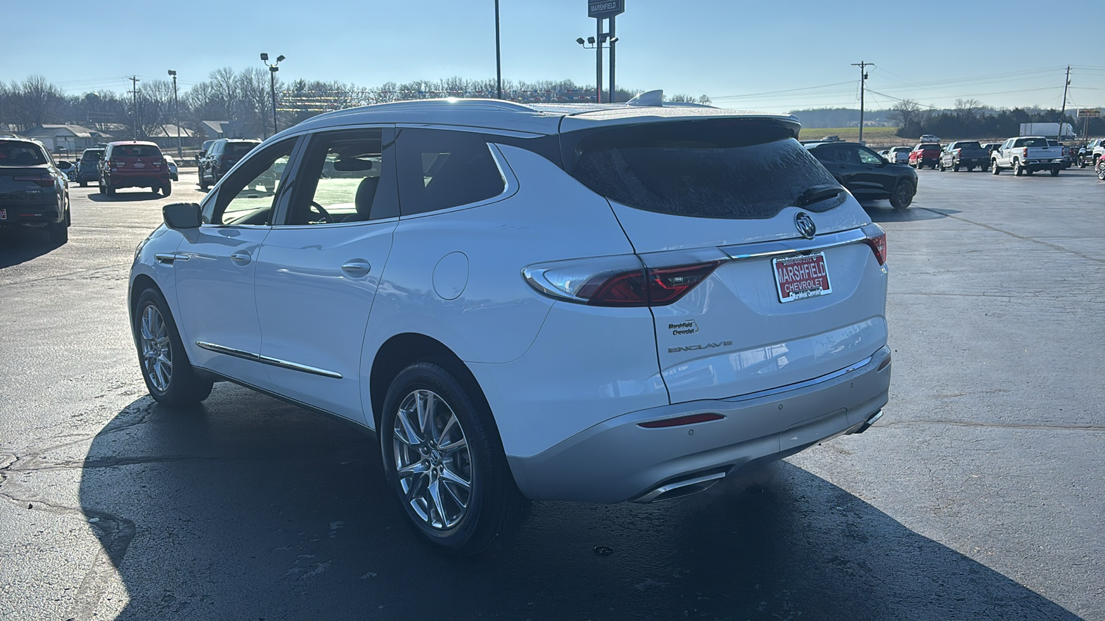 2024 Buick Enclave Essence 5