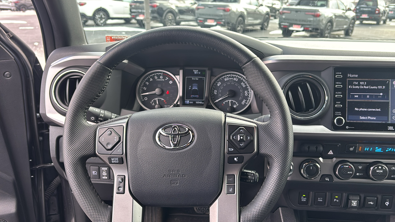 2023 Toyota Tacoma Limited 12