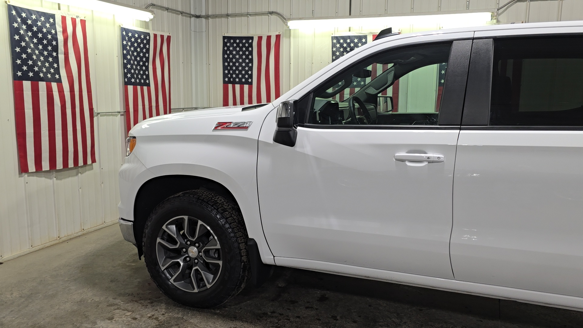 2024 Chevrolet Silverado 1500 LT 4