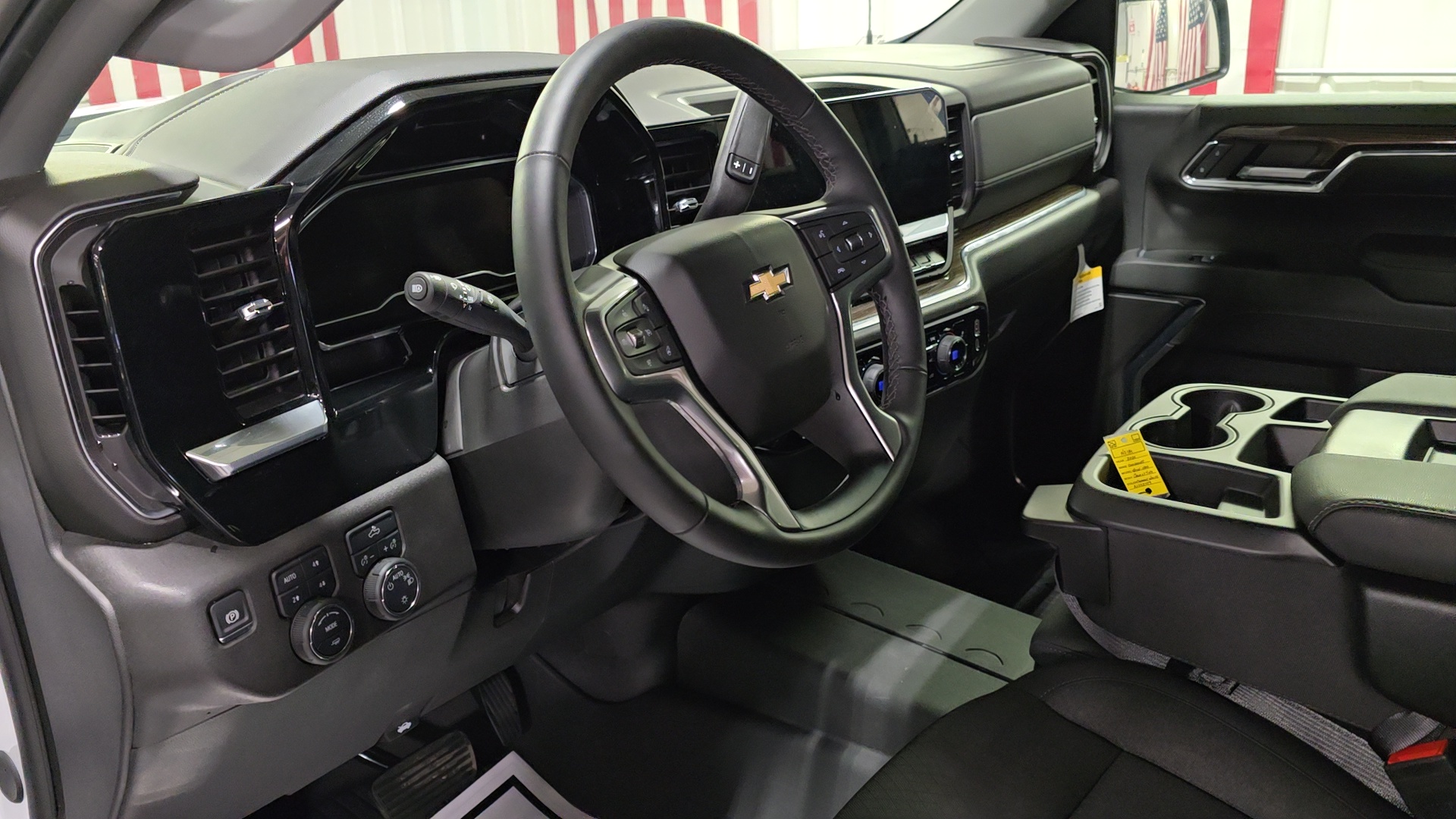 2024 Chevrolet Silverado 1500 LT 19