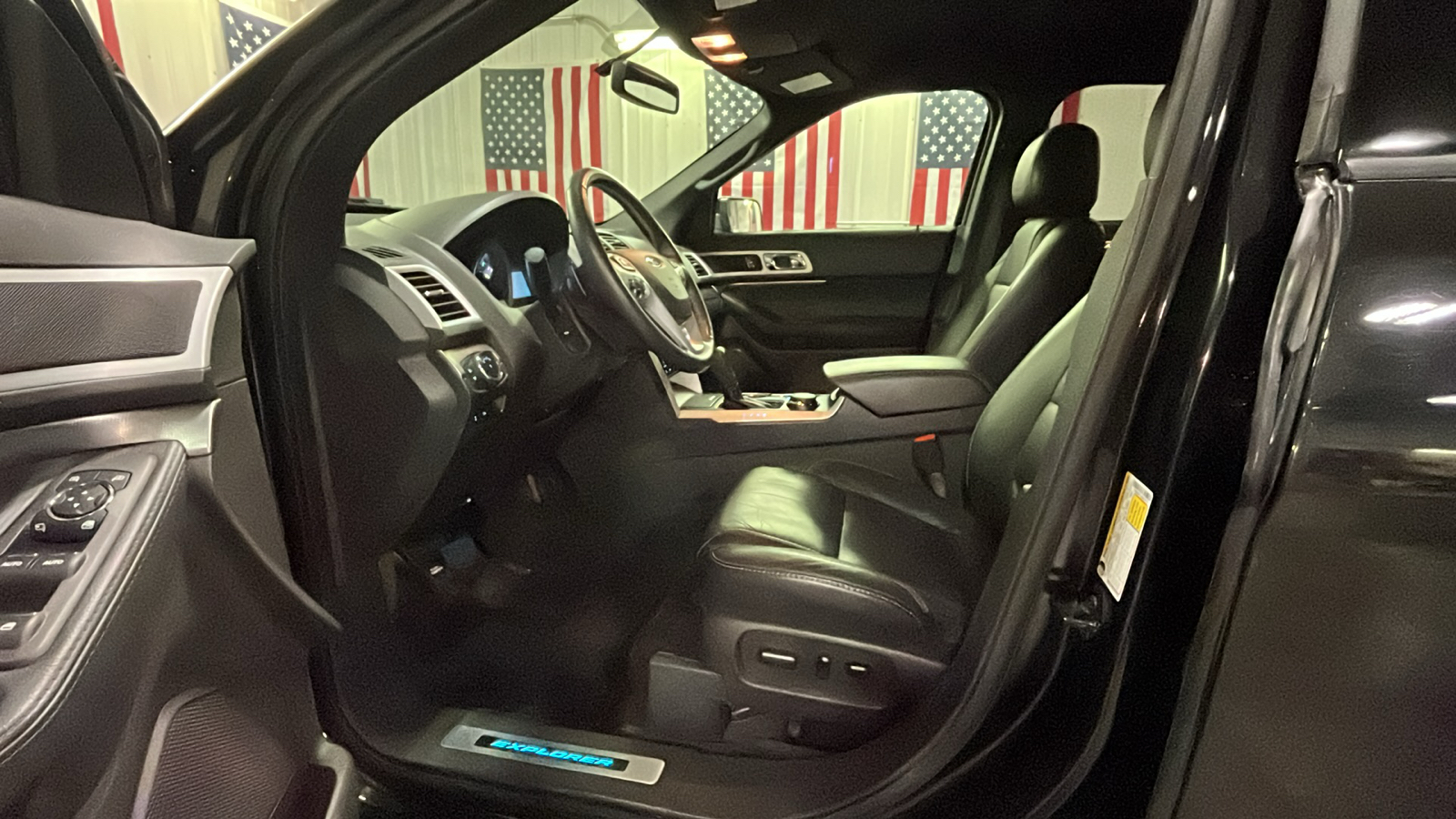 2015 Ford Explorer Sport 9