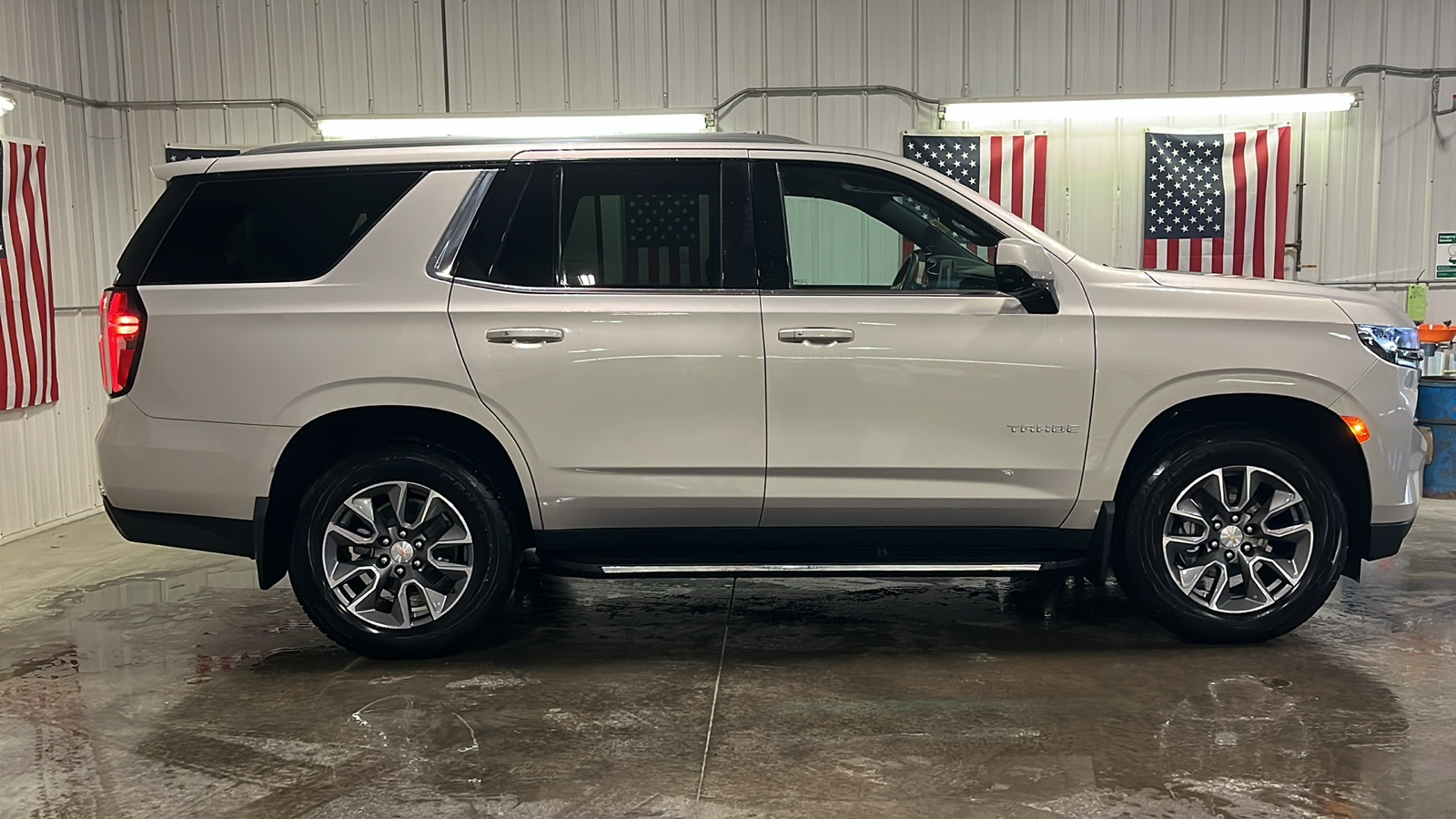 2024 Chevrolet Tahoe LS 2