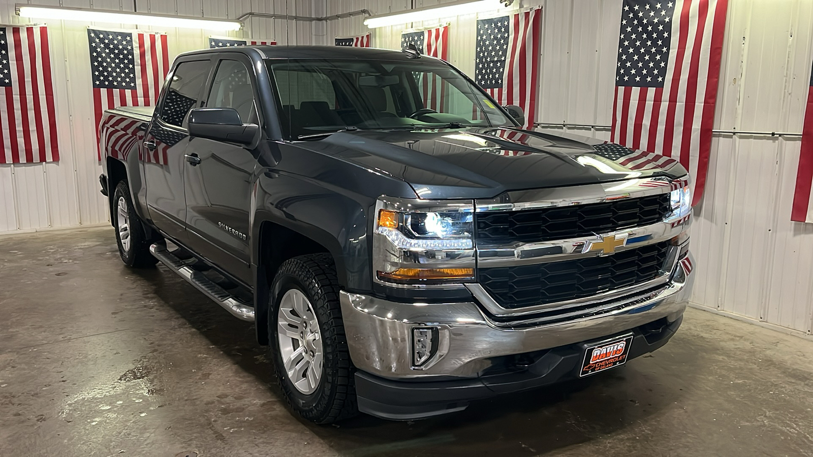 2018 Chevrolet Silverado 1500 LT 1