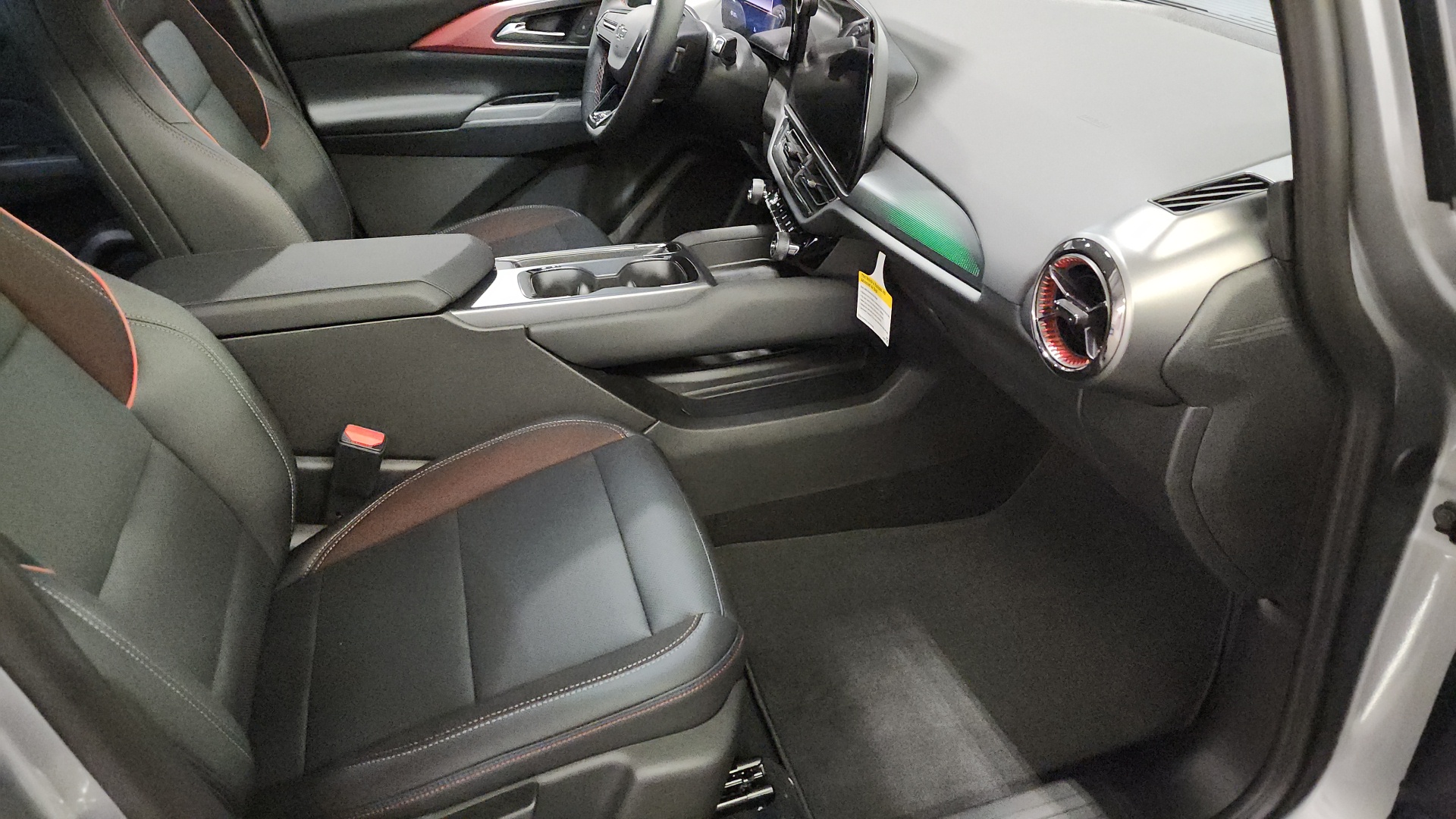 2024 Chevrolet Equinox EV RS 22