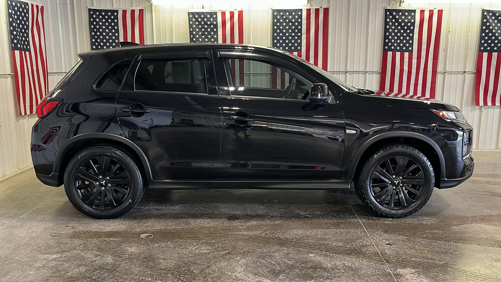 2021 Mitsubishi Outlander Sport LE 3