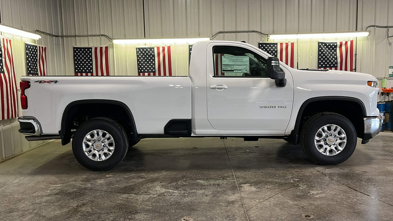 2025 Chevrolet Silverado 3500HD LT 4