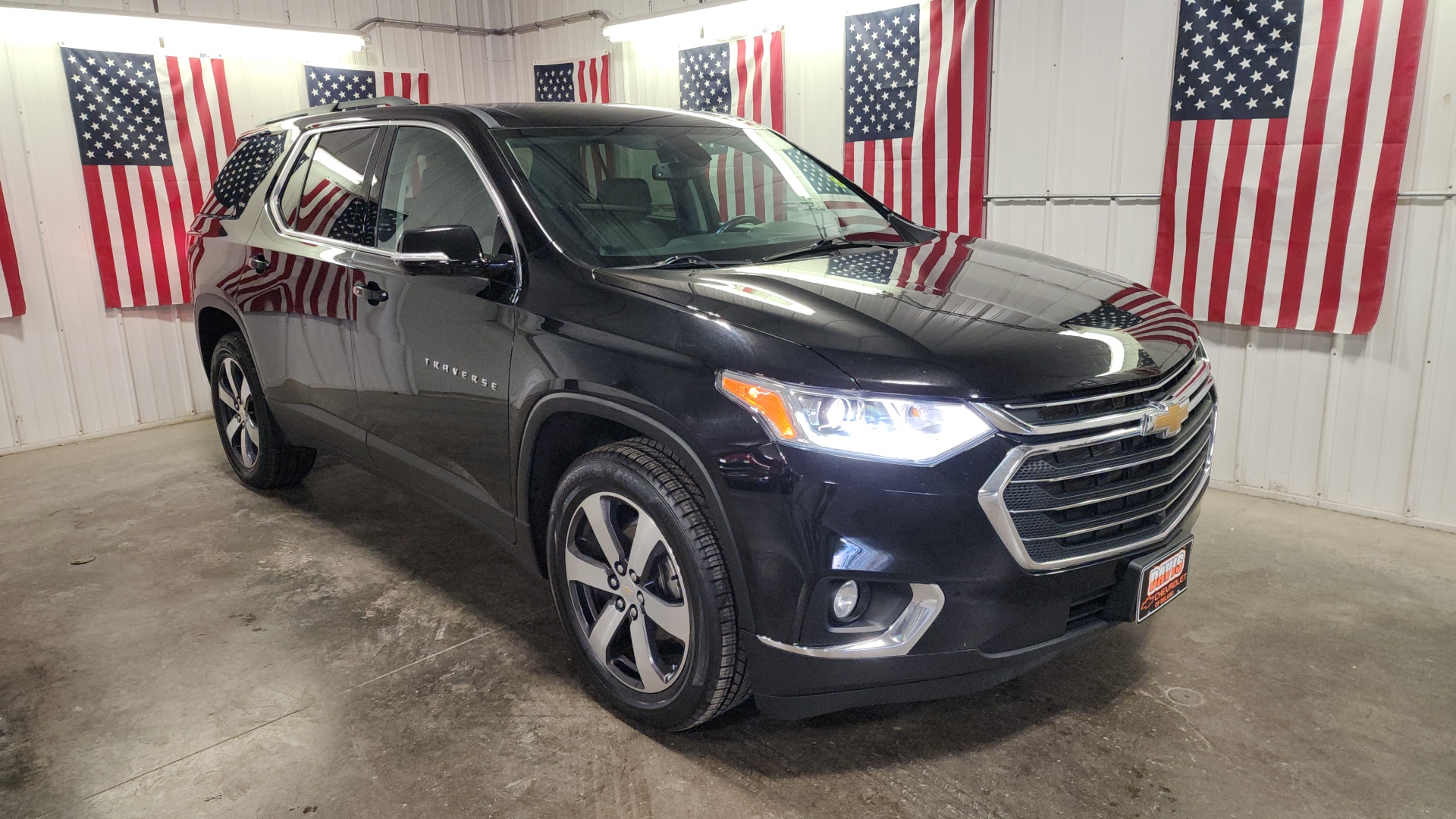 2020 Chevrolet Traverse LT Leather 1