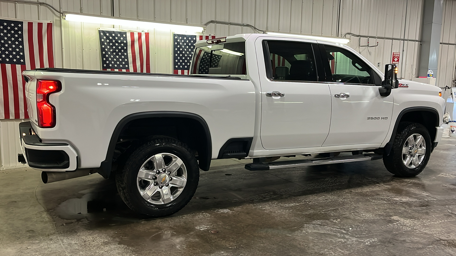 2021 Chevrolet Silverado 3500HD LTZ 3