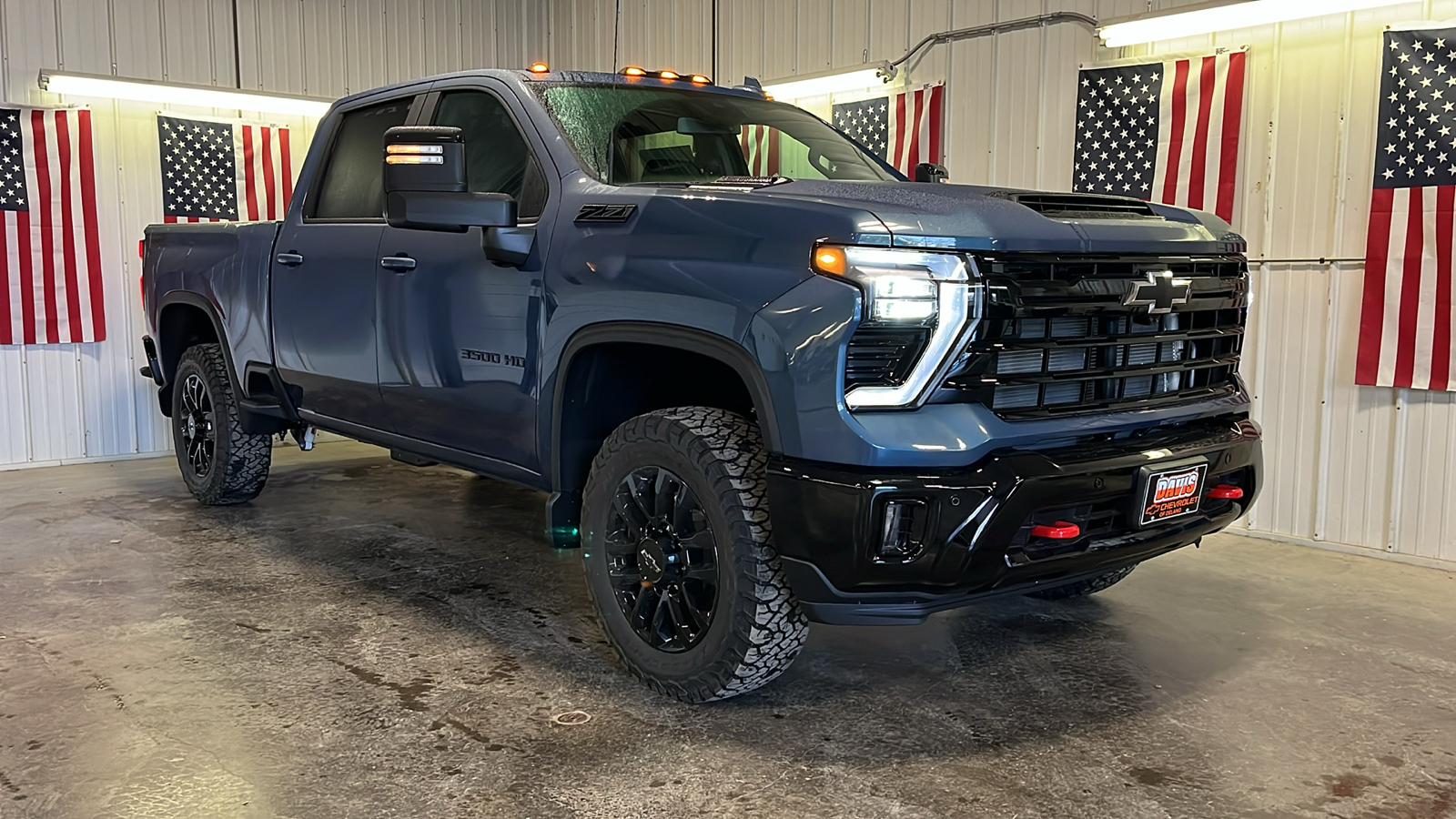 2025 Chevrolet Silverado 3500HD LTZ 1