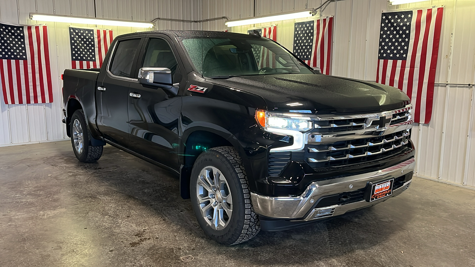 2025 Chevrolet Silverado 1500 LTZ 1