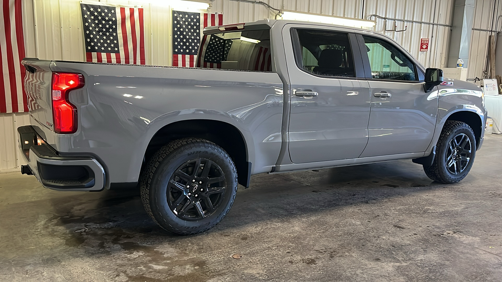 2025 Chevrolet Silverado 1500 RST 3