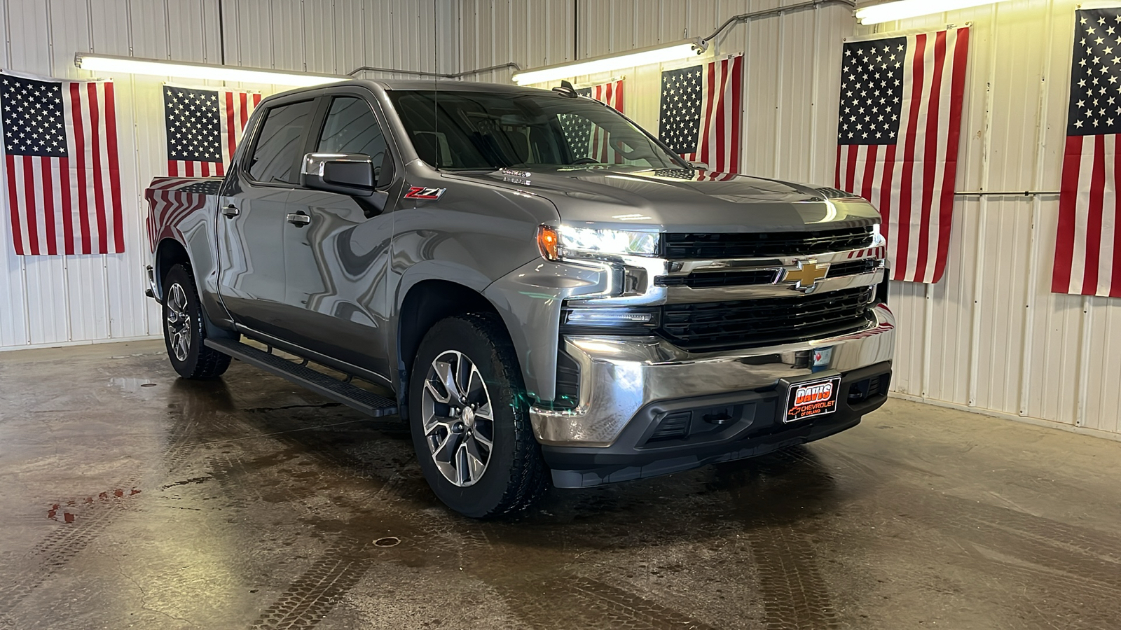 2021 Chevrolet Silverado 1500 LT 1