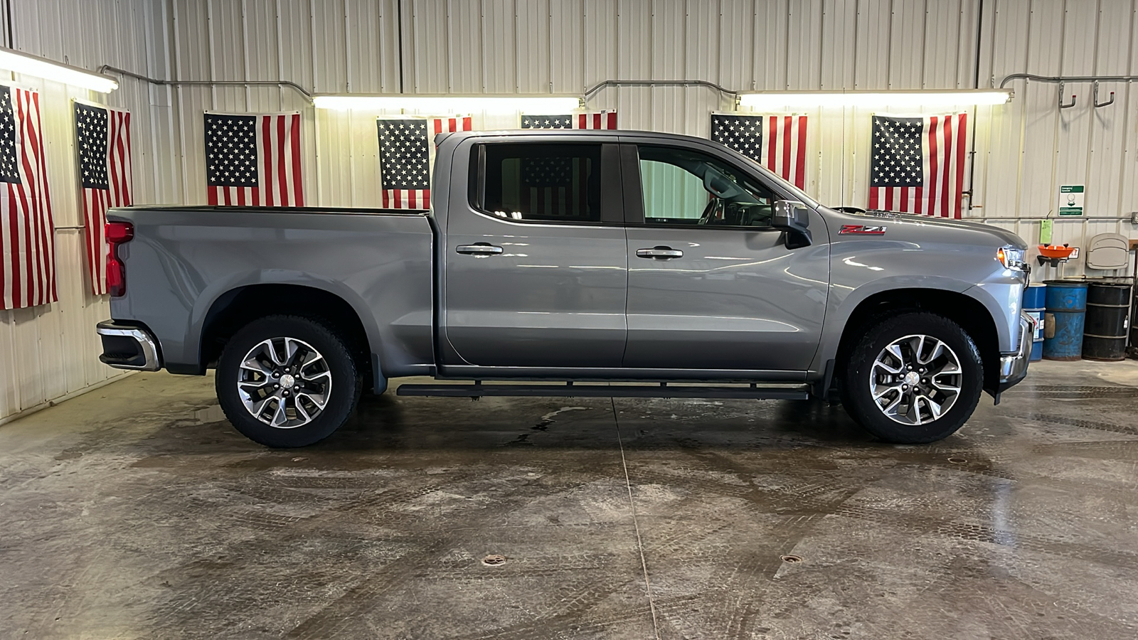 2021 Chevrolet Silverado 1500 LT 2