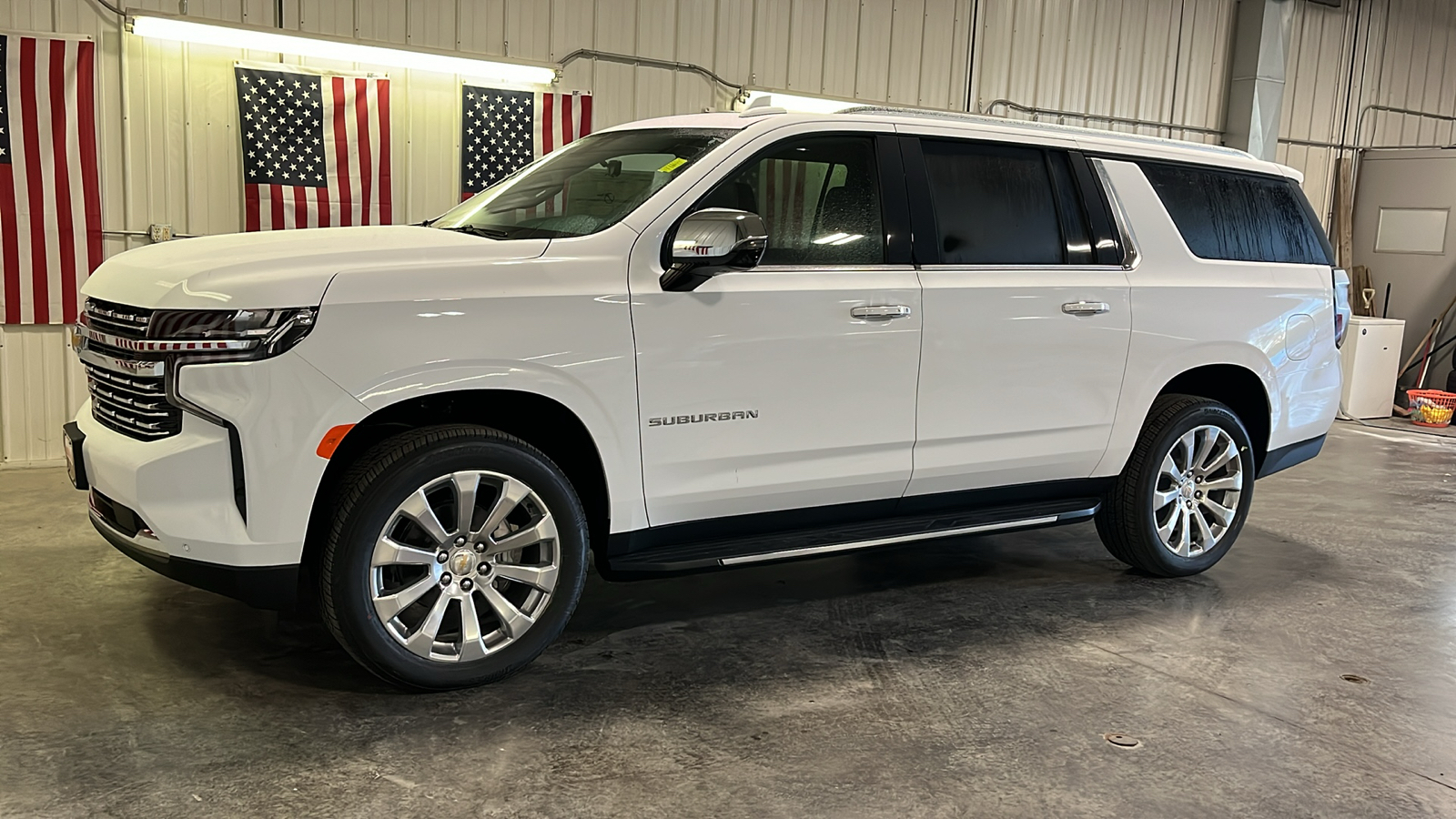 2024 Chevrolet Suburban Premier 6