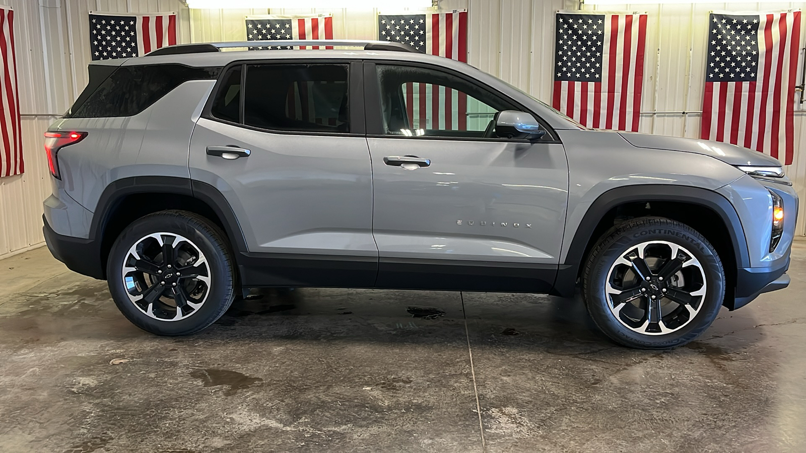 2025 Chevrolet Equinox AWD LT 2