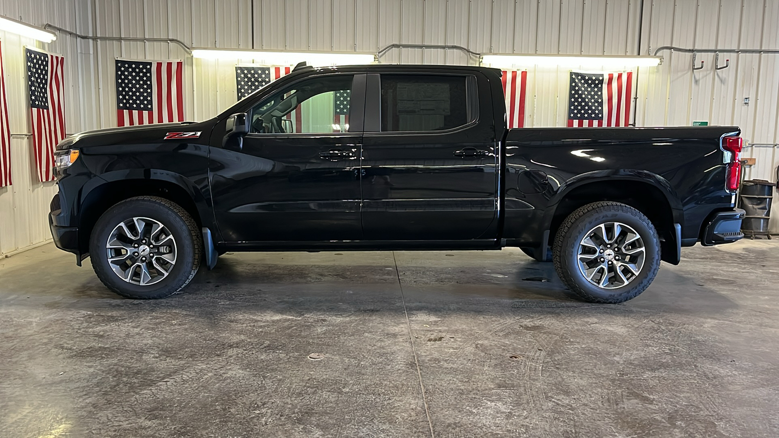 2025 Chevrolet Silverado 1500 RST 6