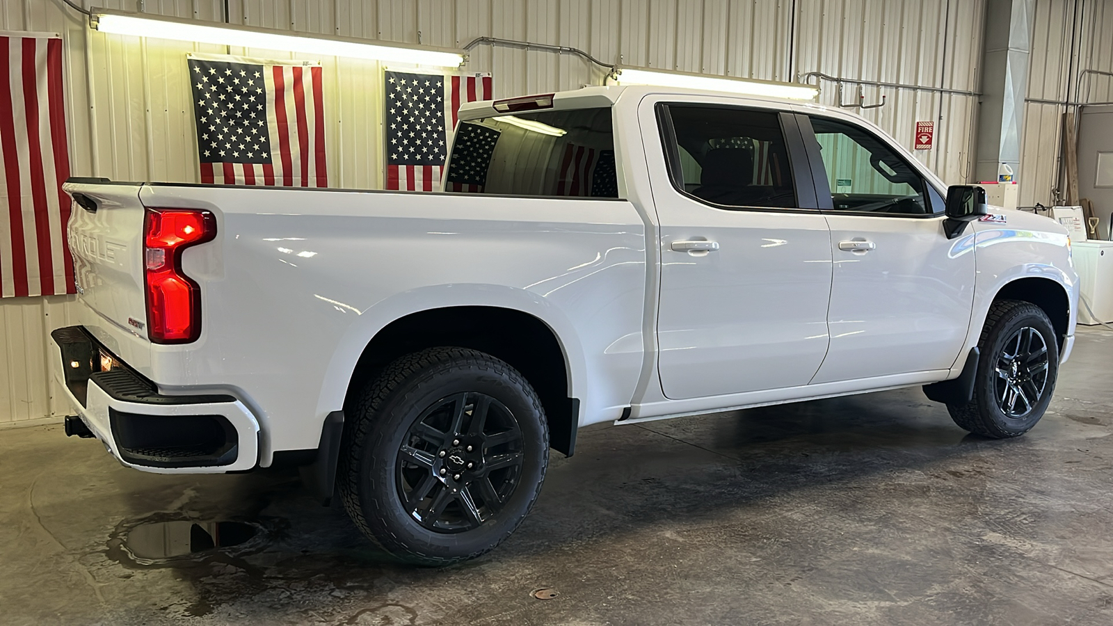 2025 Chevrolet Silverado 1500 RST 3