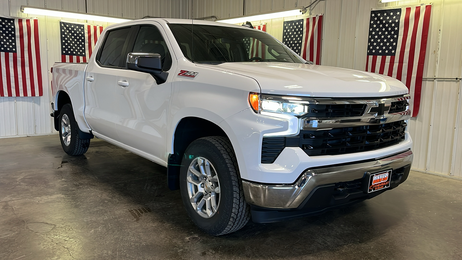 2025 Chevrolet Silverado 1500 LT 1