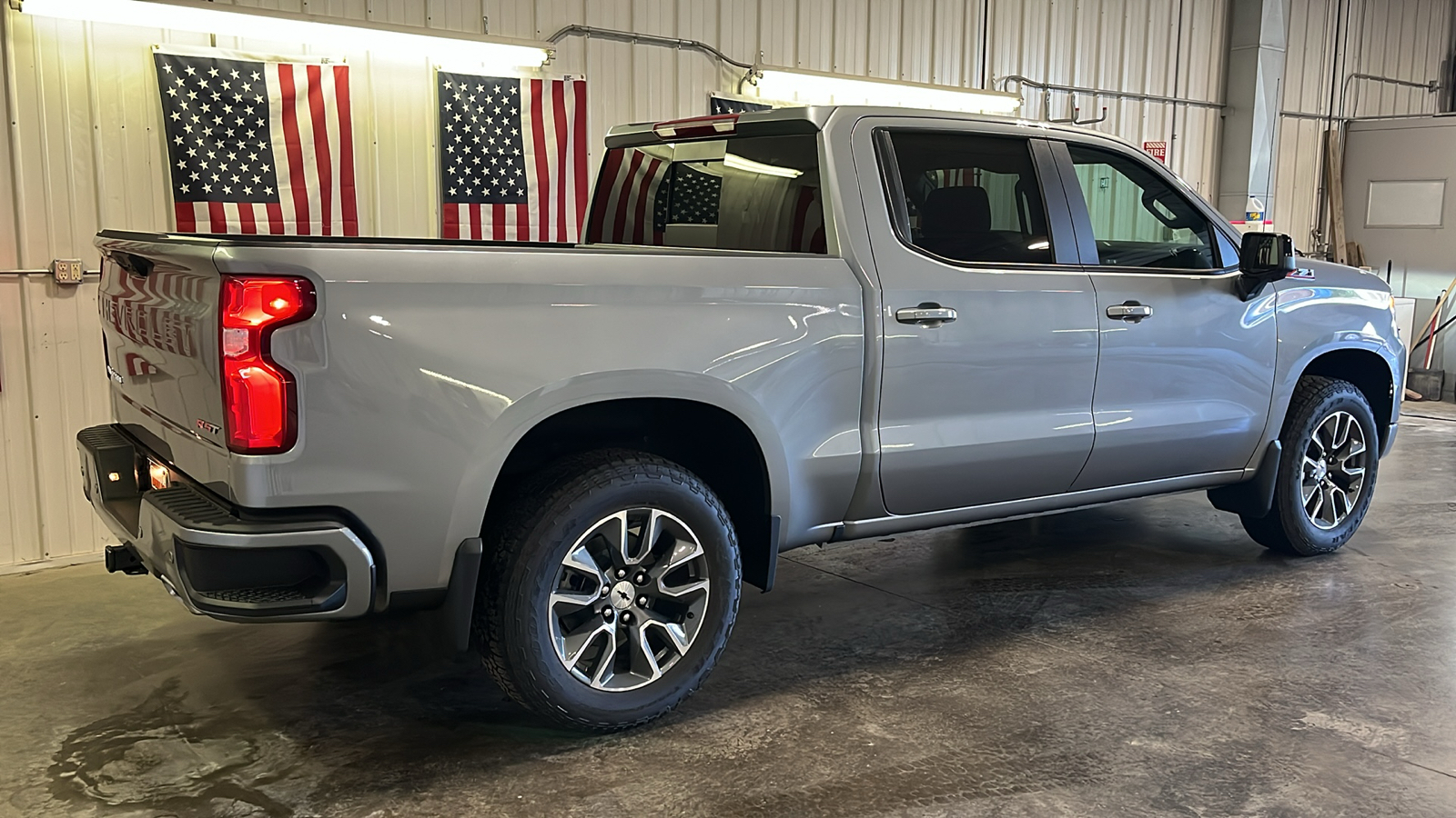 2025 Chevrolet Silverado 1500 RST 3