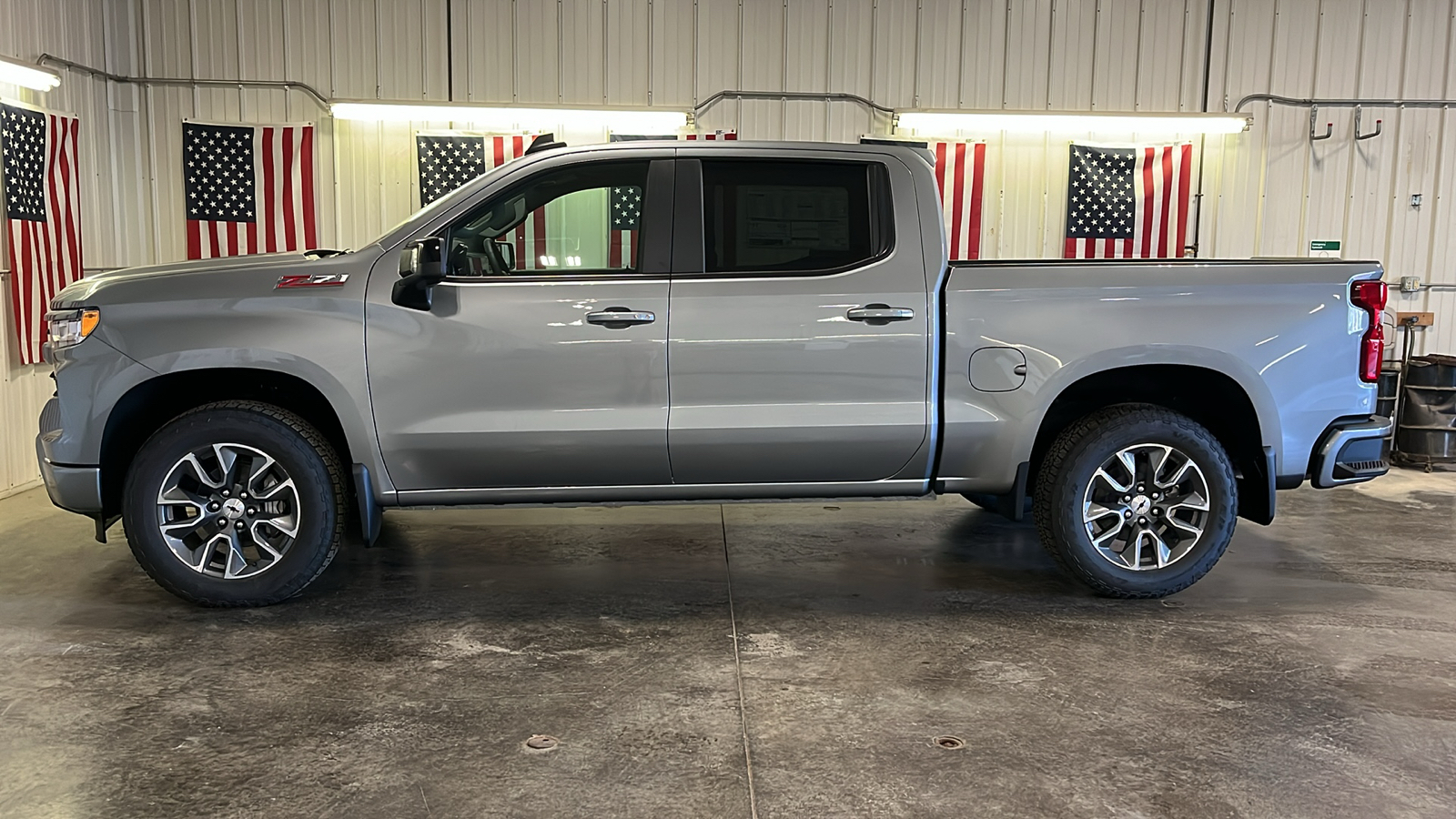 2025 Chevrolet Silverado 1500 RST 6