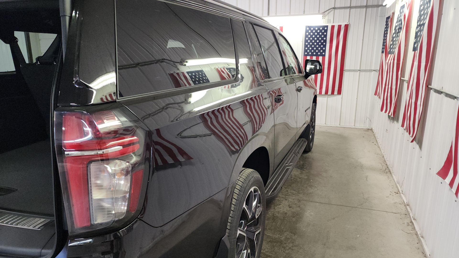 2024 Chevrolet Suburban RST 9