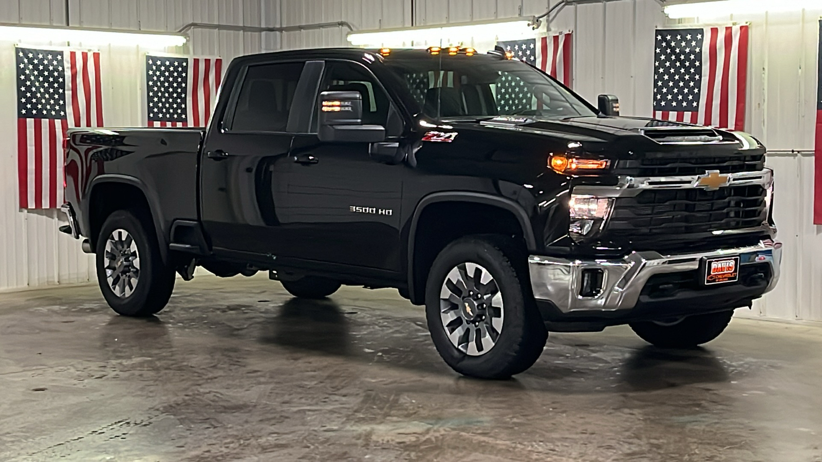 2024 Chevrolet Silverado 3500HD LT 1