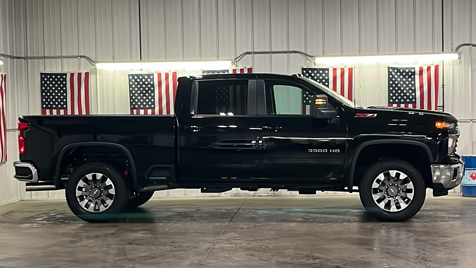 2024 Chevrolet Silverado 3500HD LT 2