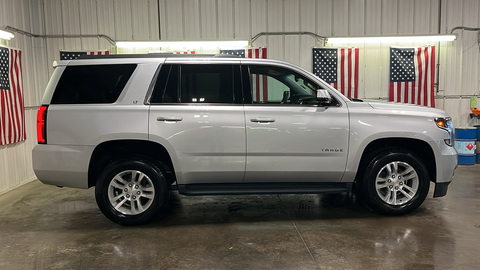 2017 Chevrolet Tahoe LT 2