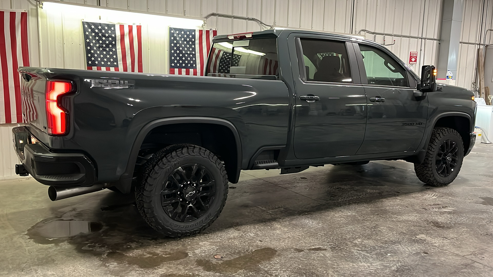 2025 Chevrolet Silverado 3500HD LT 3