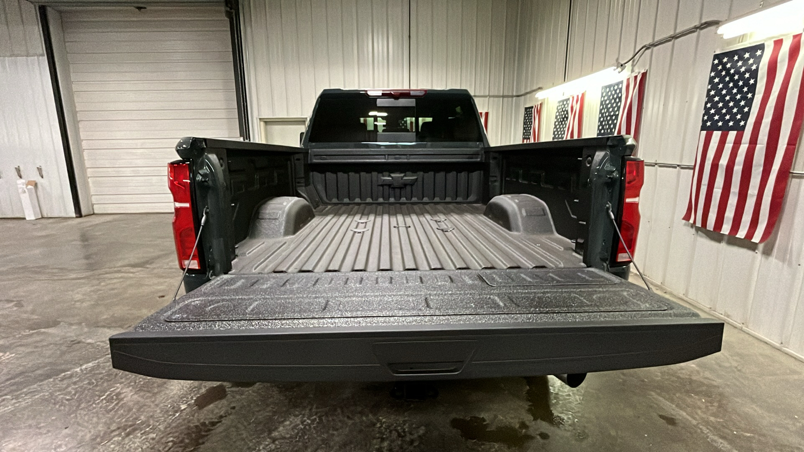 2025 Chevrolet Silverado 3500HD LT 16