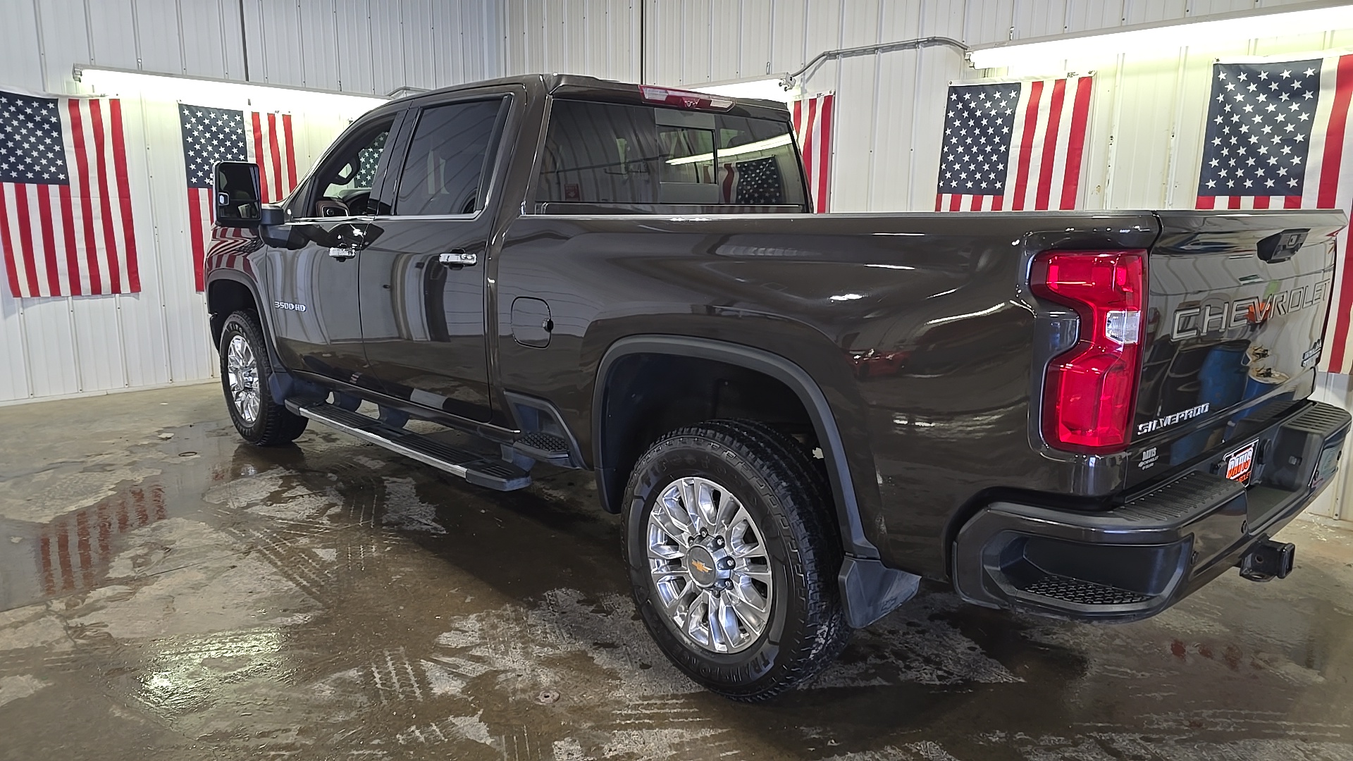 2021 Chevrolet Silverado 3500HD High Country 2