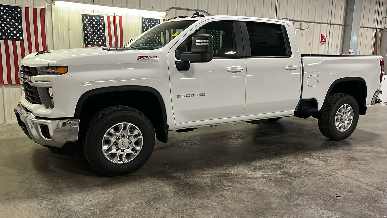 2025 Chevrolet Silverado 3500HD LT 7