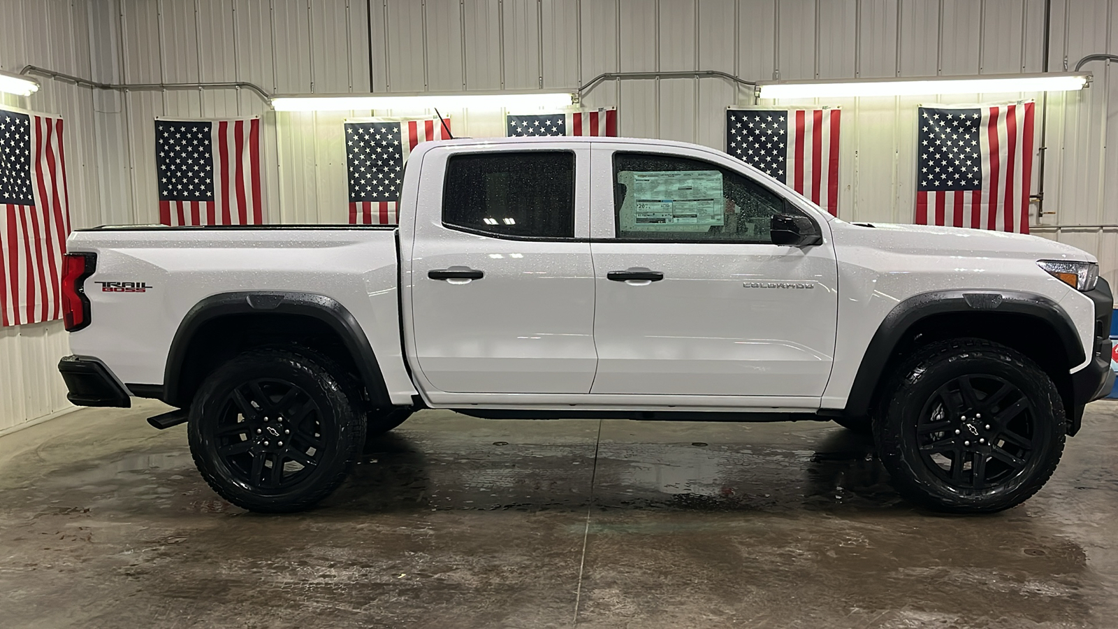 2024 Chevrolet Colorado 4WD Trail Boss 2