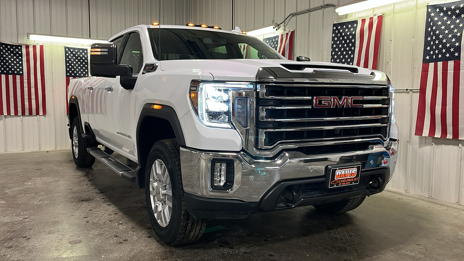 2023 GMC Sierra 2500HD SLT 1