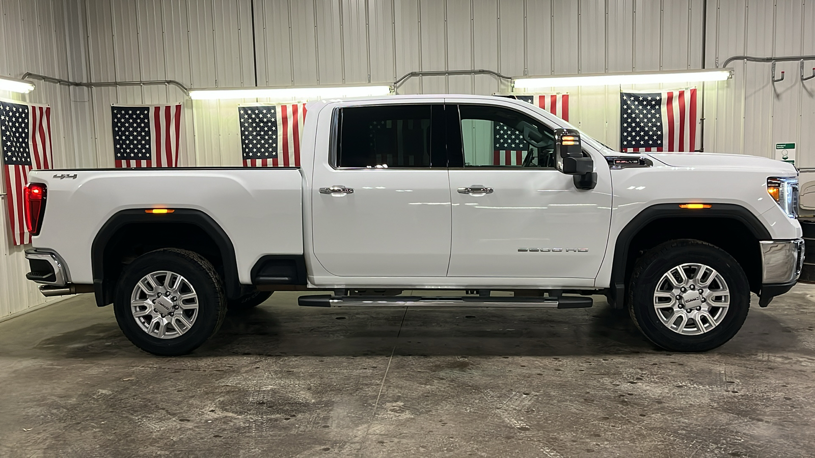 2023 GMC Sierra 2500HD SLT 2