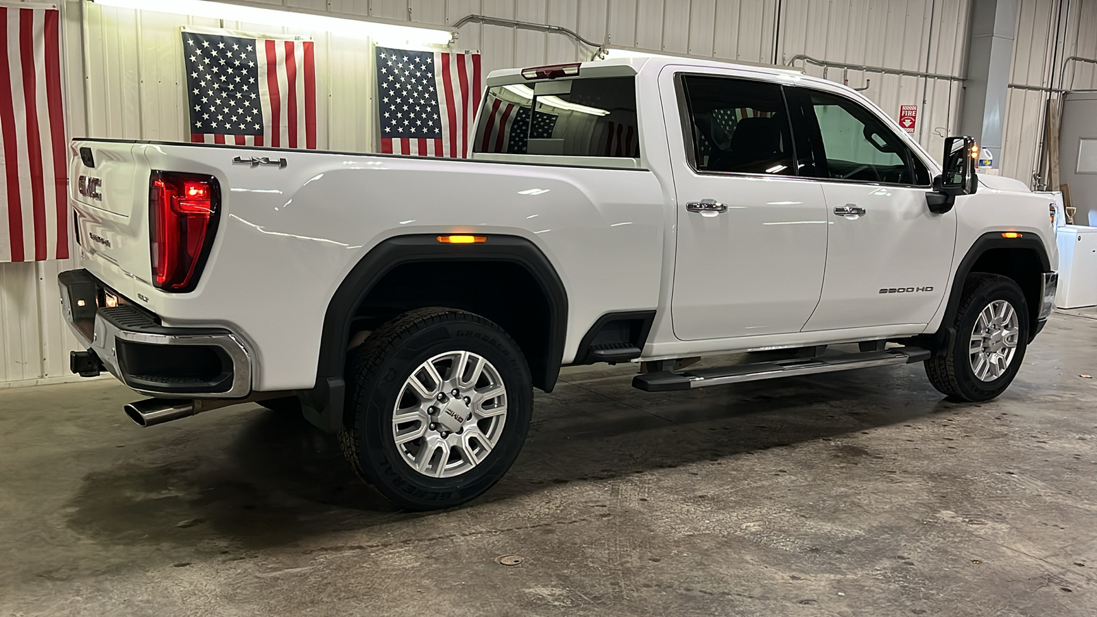 2023 GMC Sierra 2500HD SLT 3