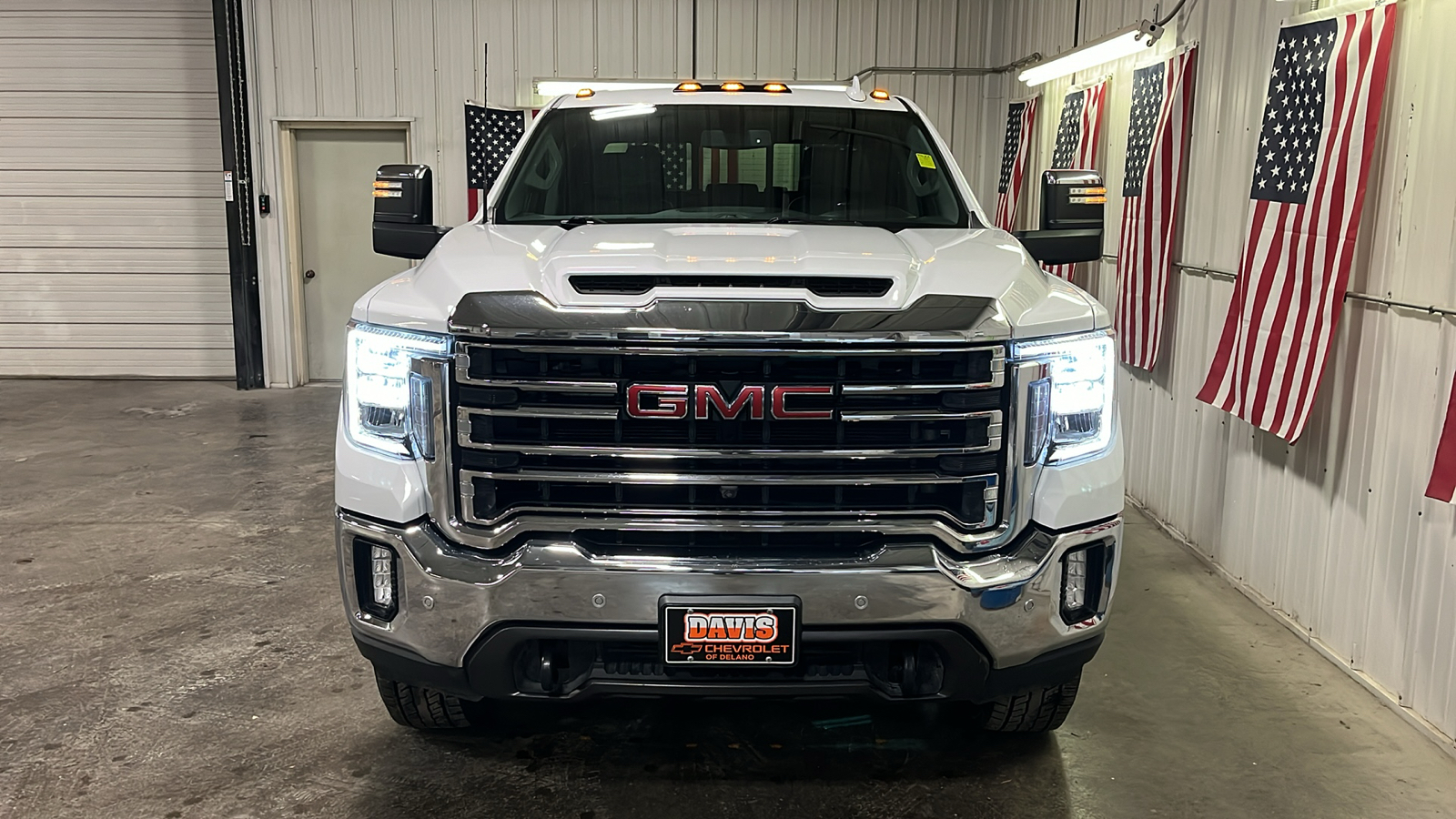 2023 GMC Sierra 2500HD SLT 8