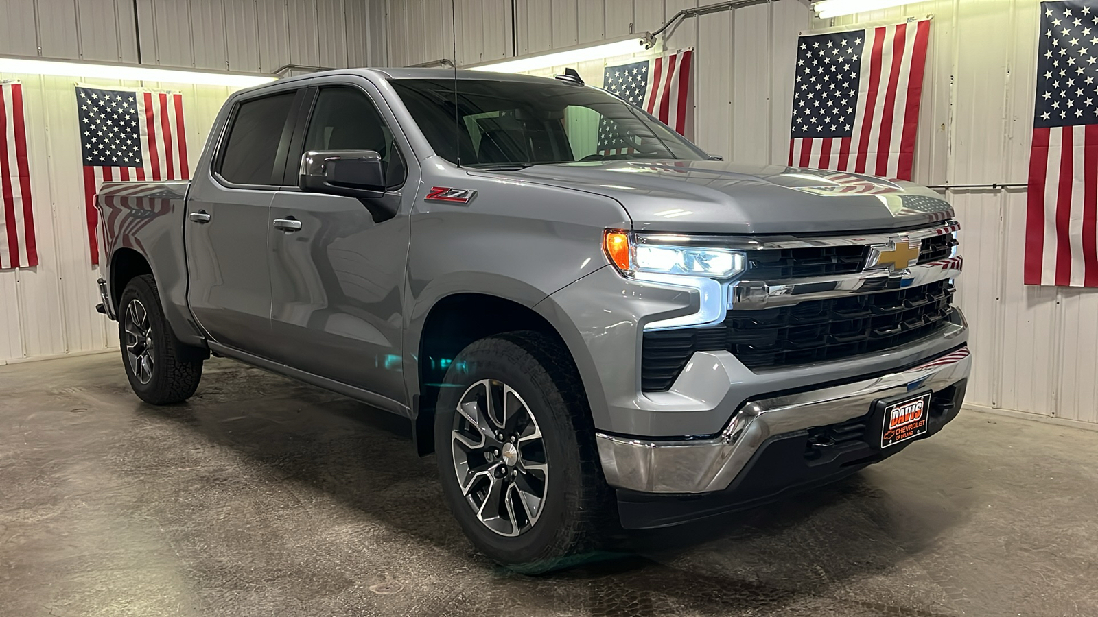 2024 Chevrolet Silverado 1500 LT 1