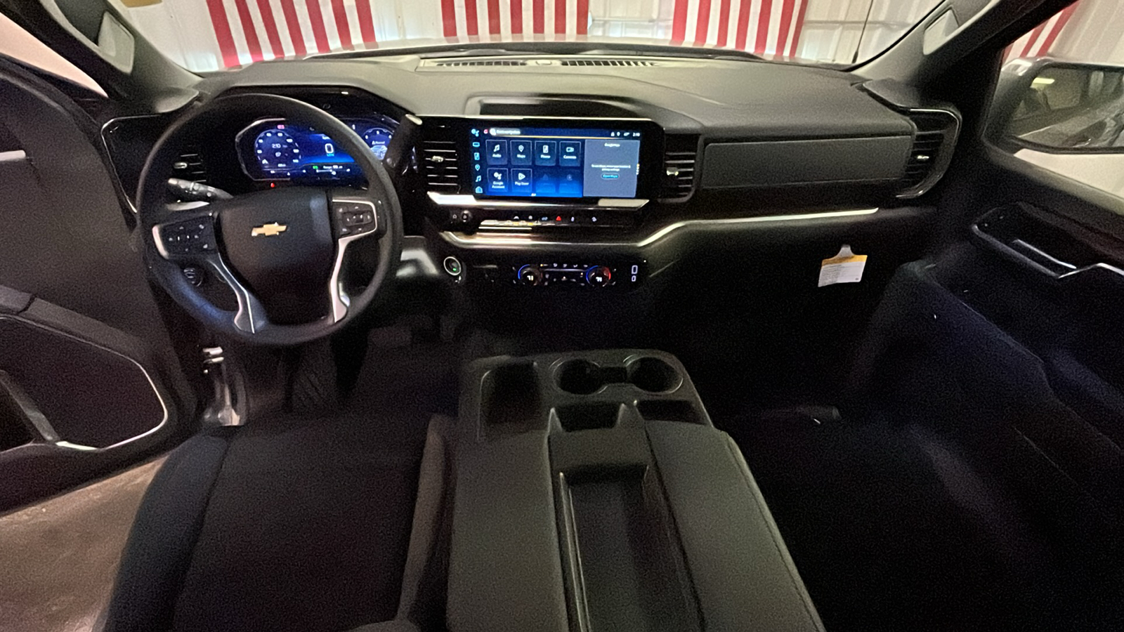 2024 Chevrolet Silverado 1500 LT 10