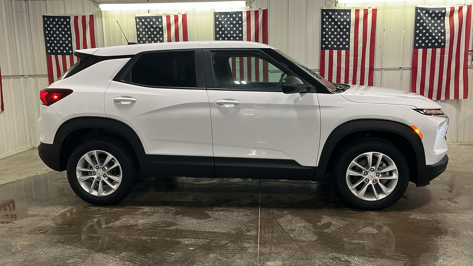 2025 Chevrolet Trailblazer LS 2