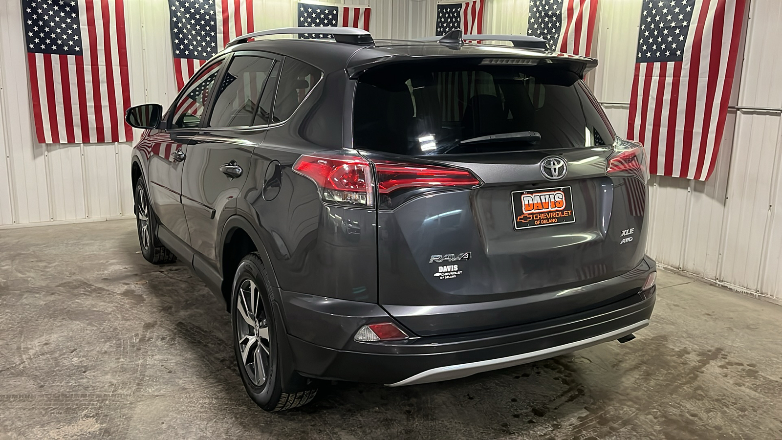 2018 Toyota RAV4 XLE 5