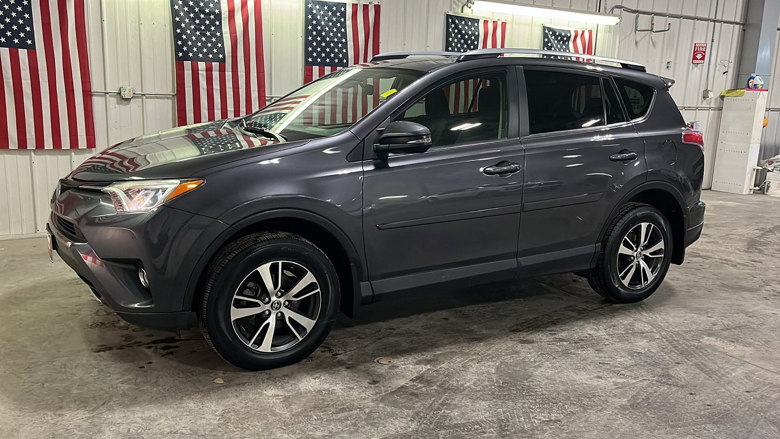 2018 Toyota RAV4 XLE 7