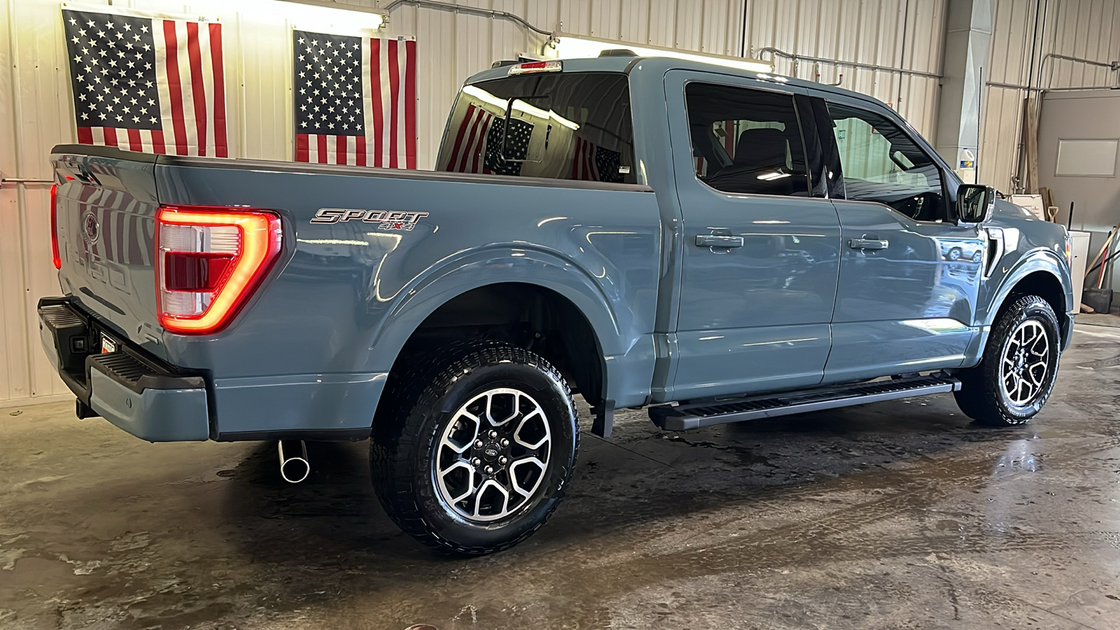 2023 Ford F-150 LARIAT 3