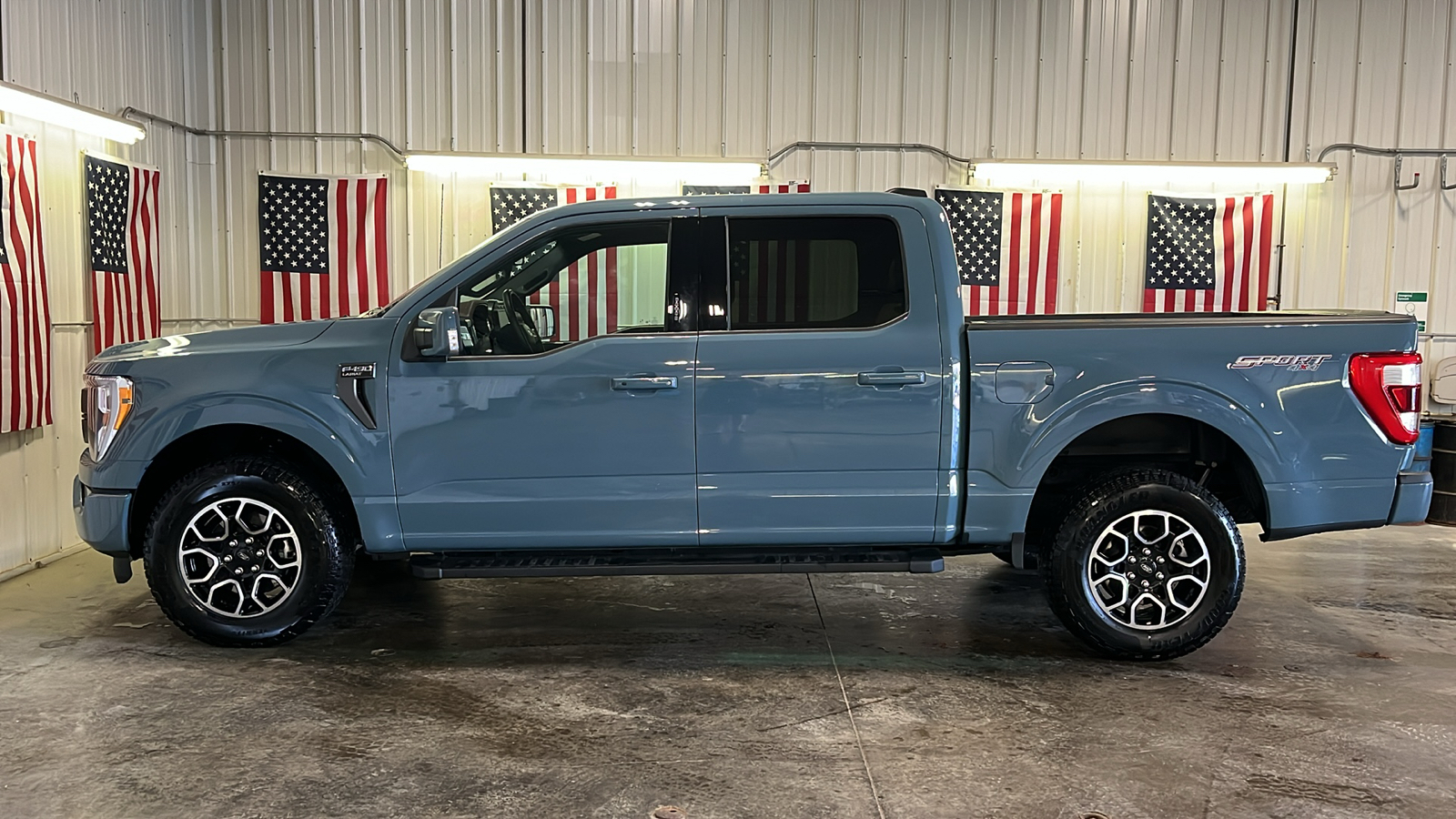 2023 Ford F-150 LARIAT 6