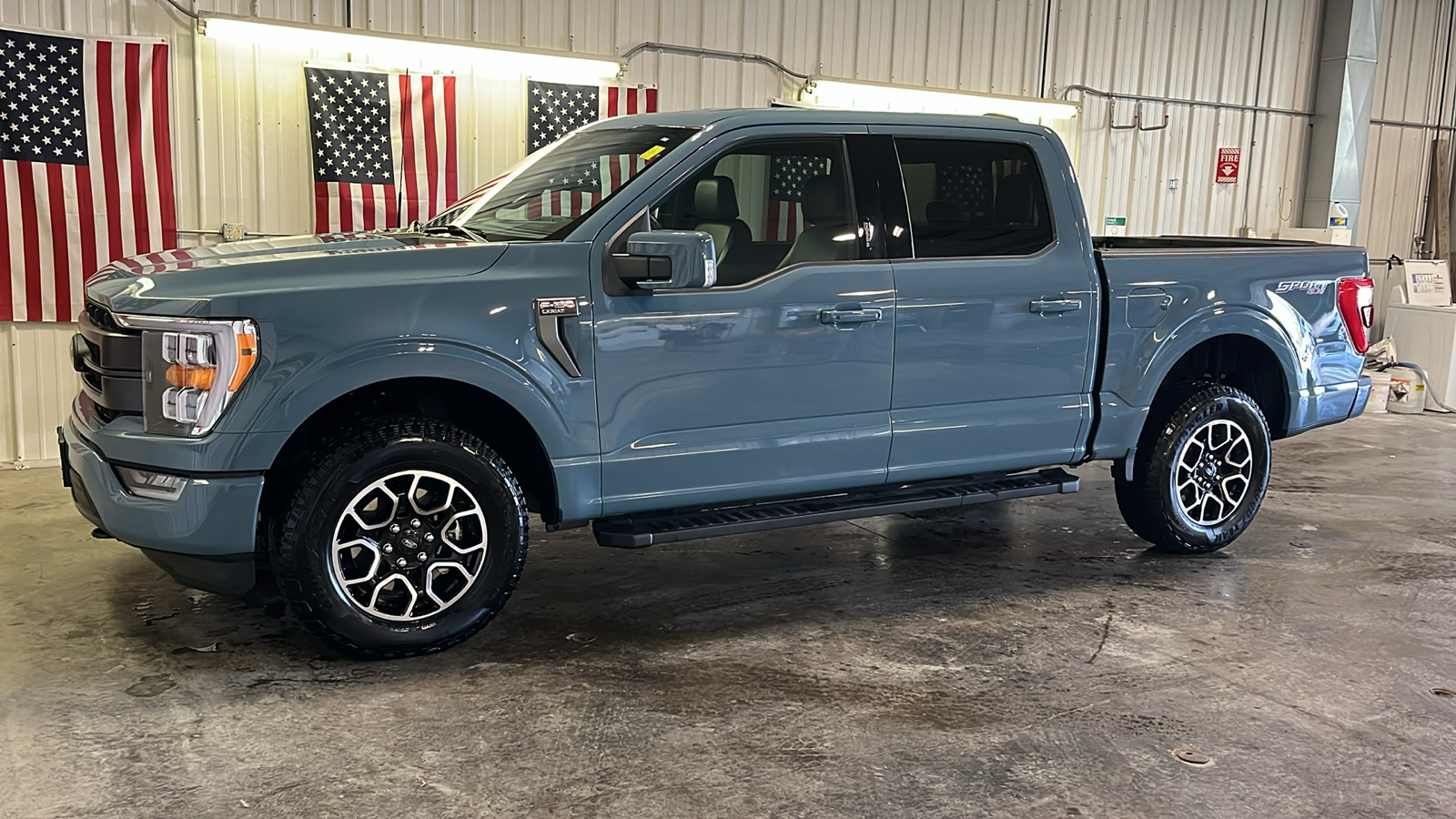 2023 Ford F-150 LARIAT 7